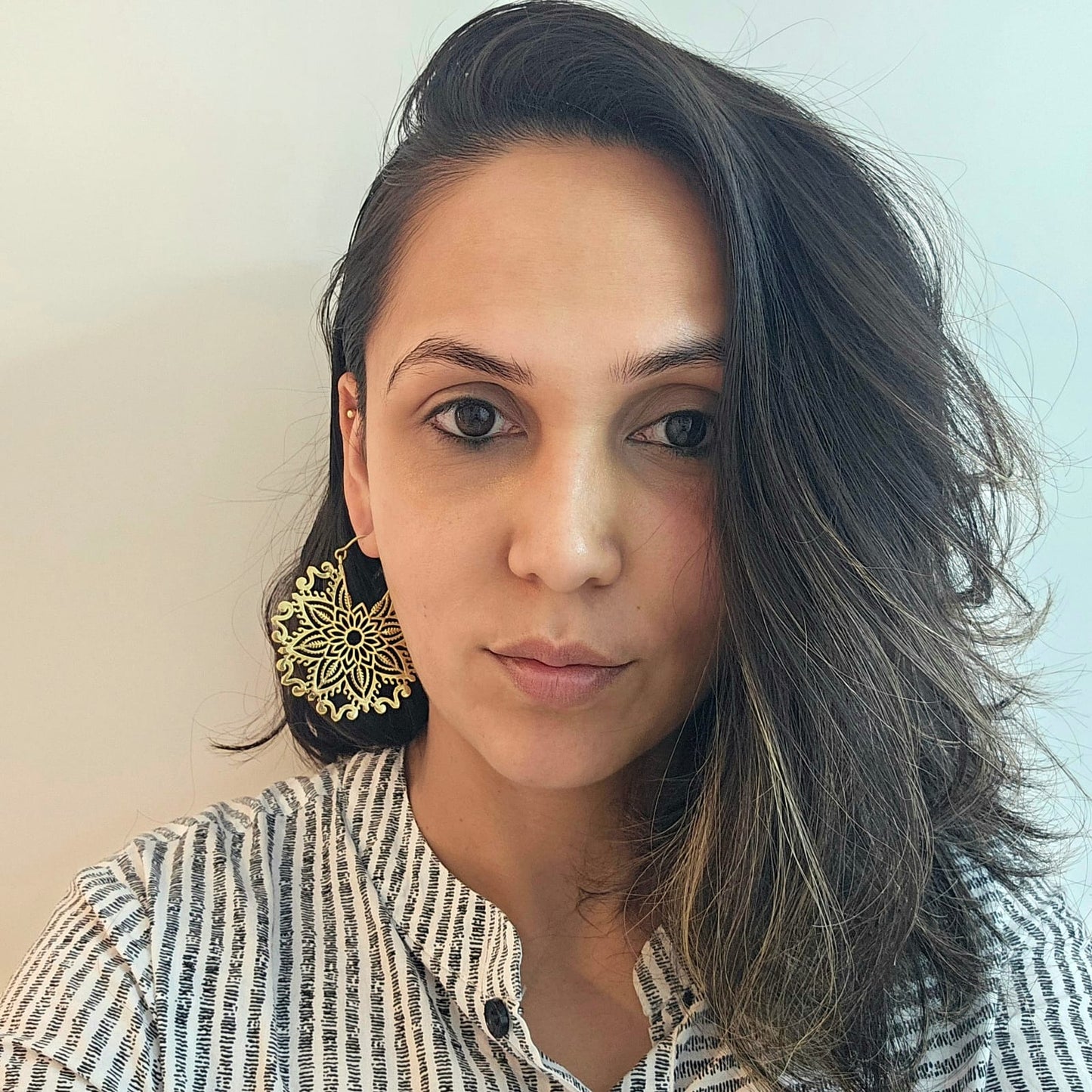 Saara Hoop Earrings