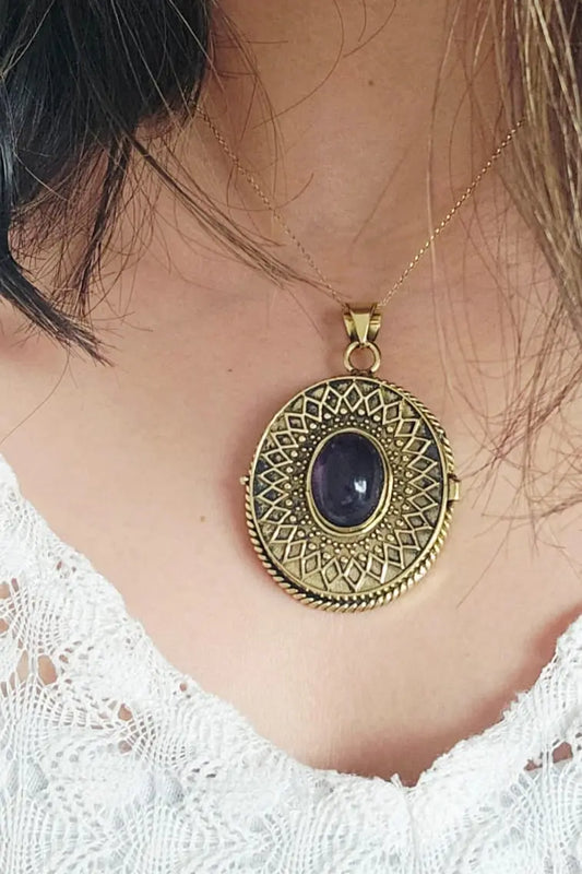 Ziba Locket – Antique Amethyst Centerpiece Bliss Boho