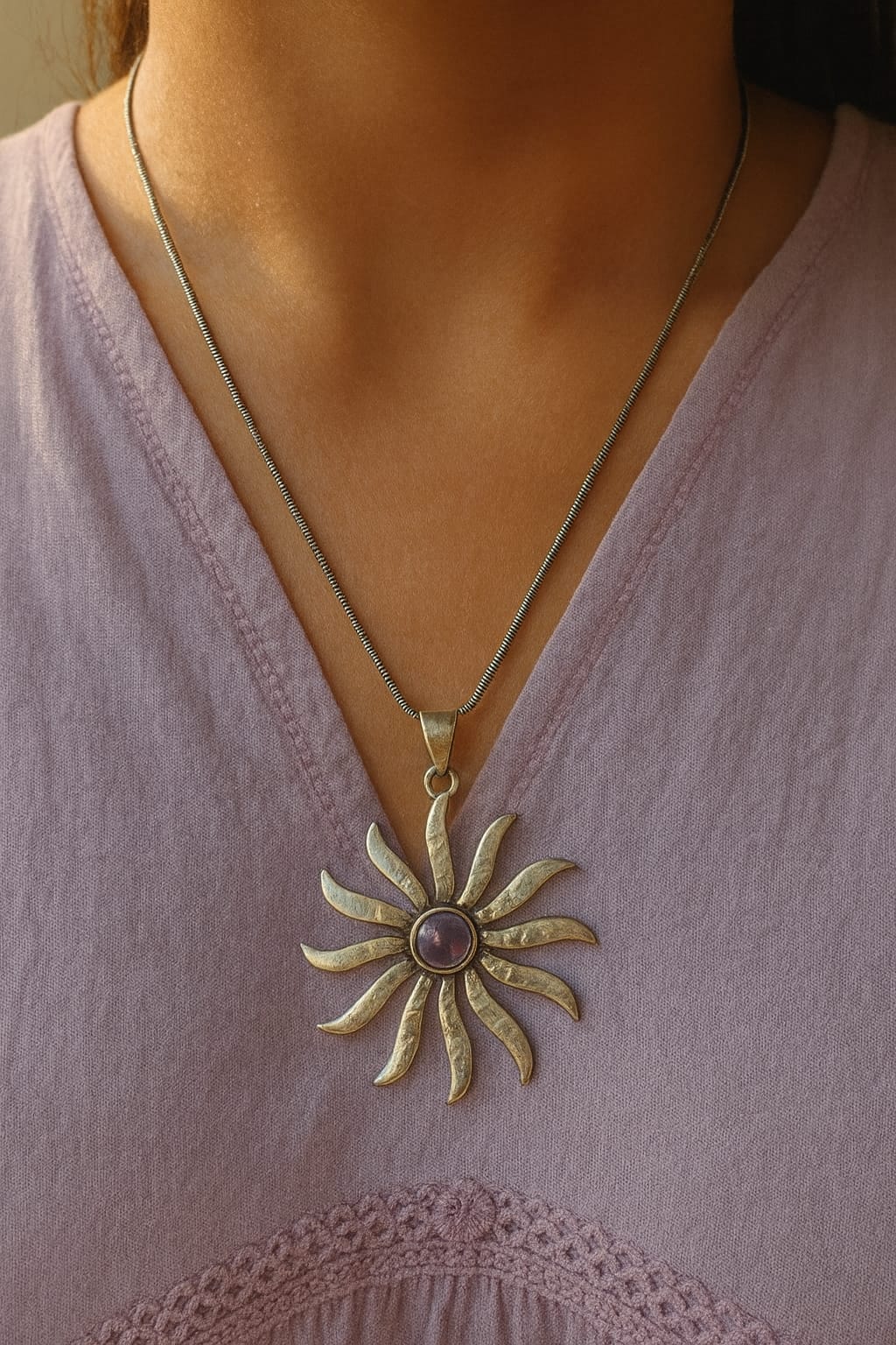 Rayla Necklace with Amethyst Stone