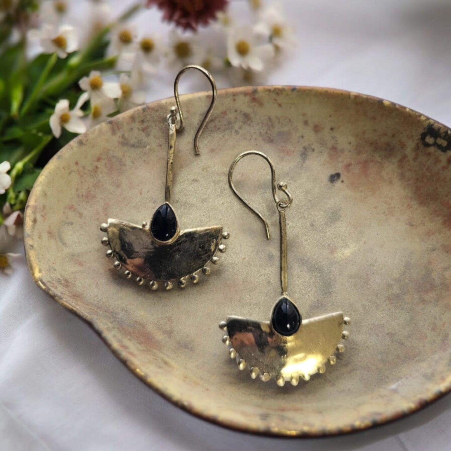 Kanishka Dangles