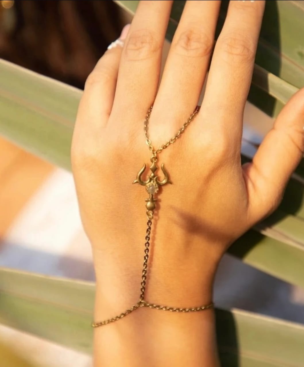 Soma Trishul Hathphool