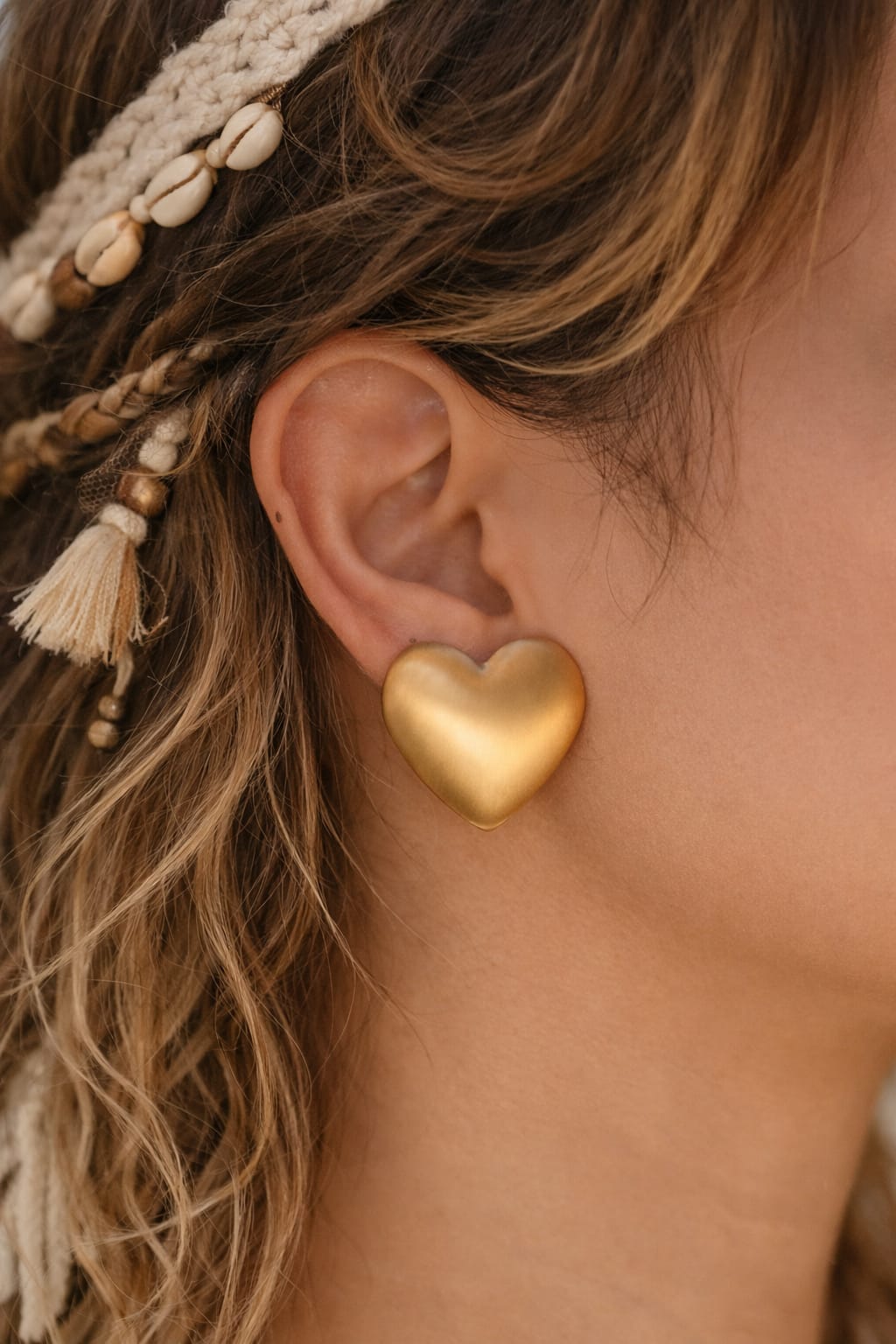 Amora Heart Studs