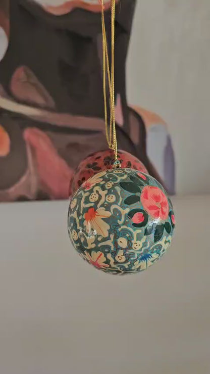 Hand-Painted Papier Mâché Baubles – Assorted (Set of 2)