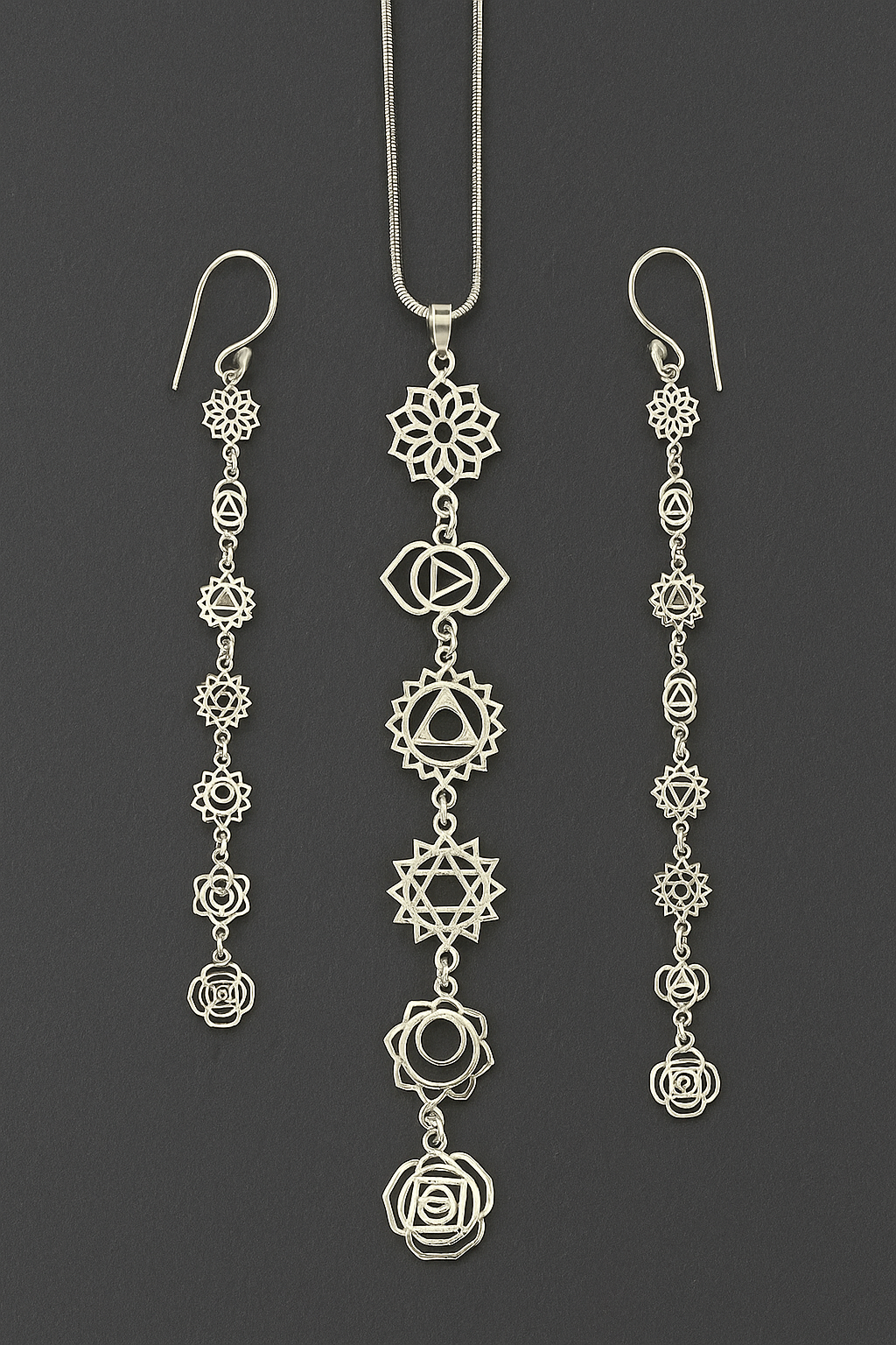 Seven Chakras Neckpiece – Align & Energize