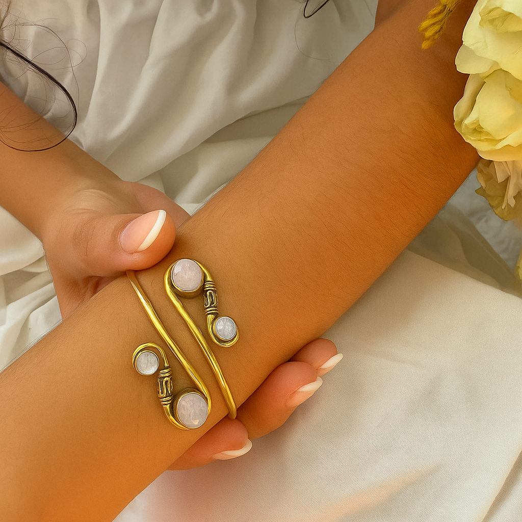 Anantya – The Infinite Bond Bracelet