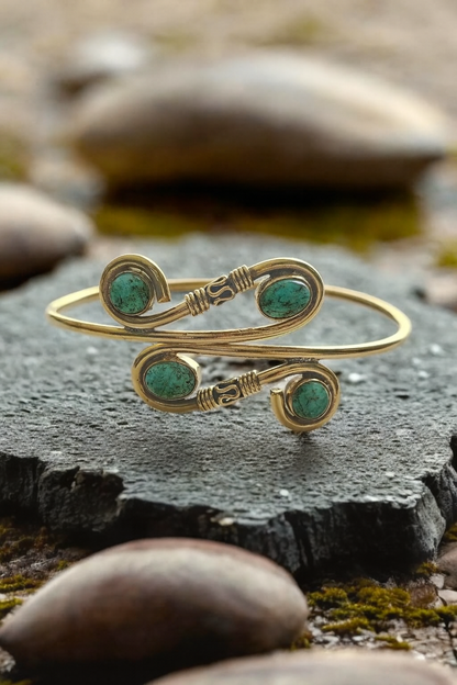 Anantya – The Infinite Bond Bracelet