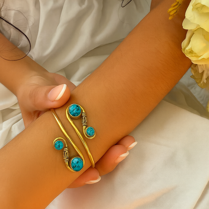 Anantya – The Infinite Bond Bracelet